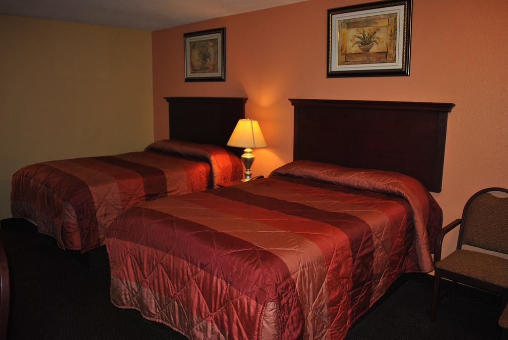 Executive Inn Brookshire Buitenkant foto