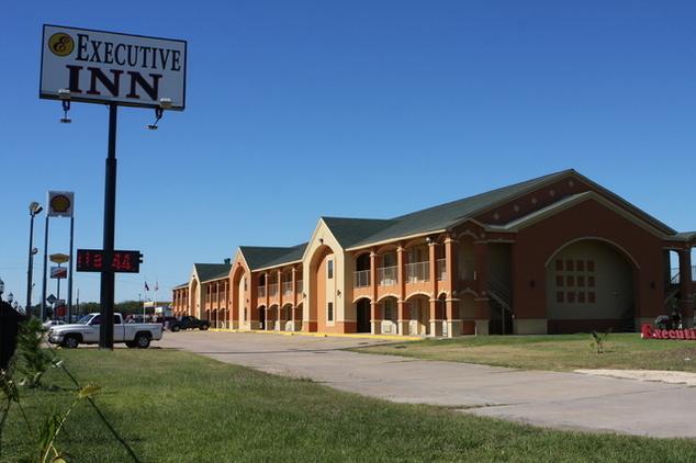 Executive Inn Brookshire Buitenkant foto